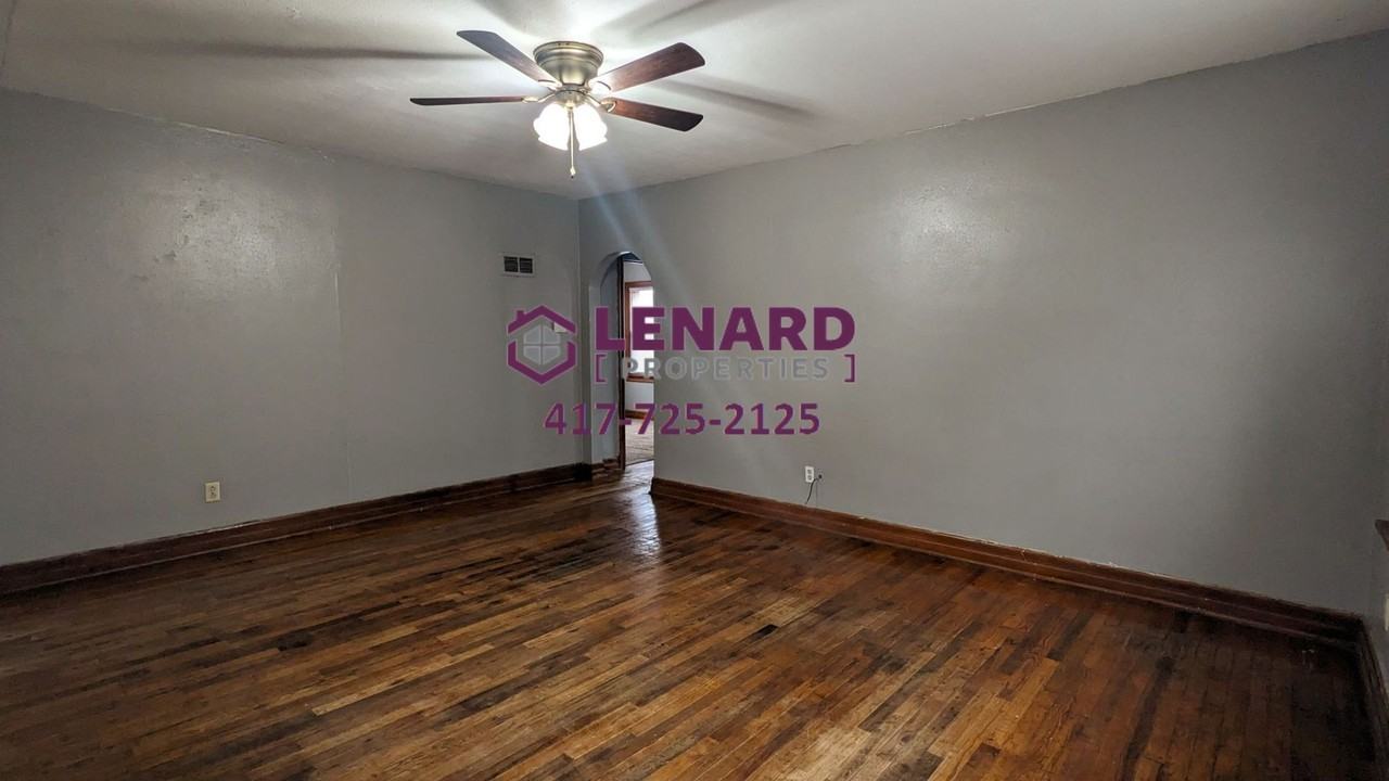 1865 E Elm St - Photo 3 of 15