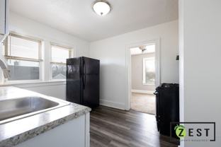 90 Catherine St - Photo 1 of 1