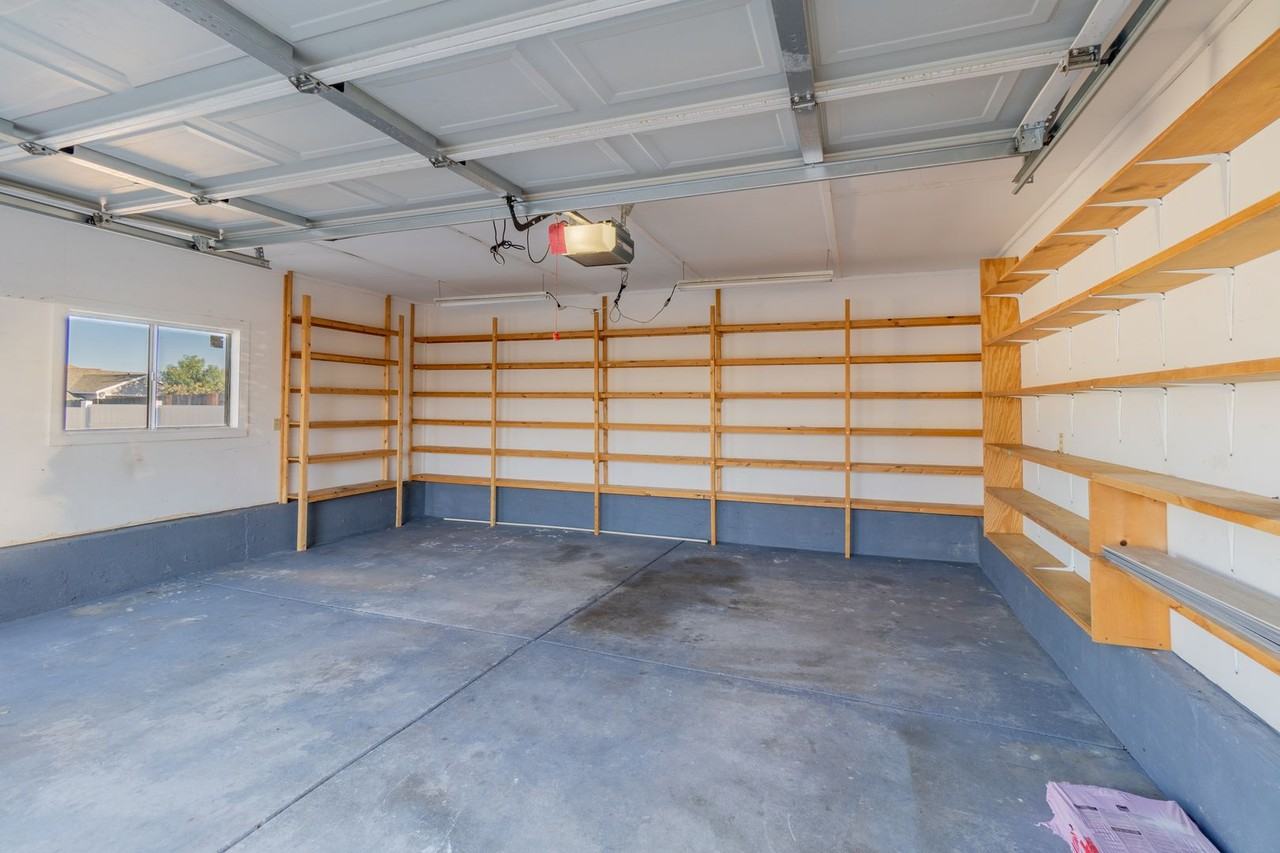 1496 Denali Ct - Photo 4 of 25