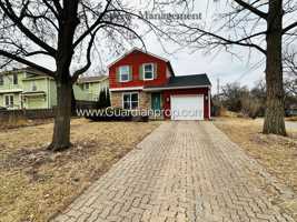 featured image of 2700 Quentin Ave