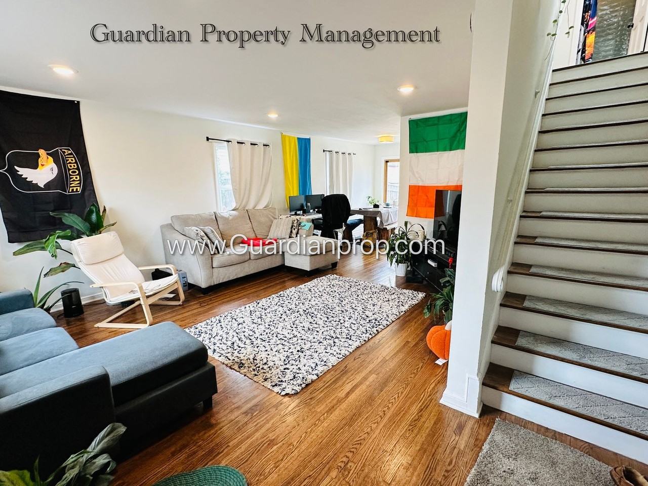 2700 Quentin Ave - Photo 2 of 22