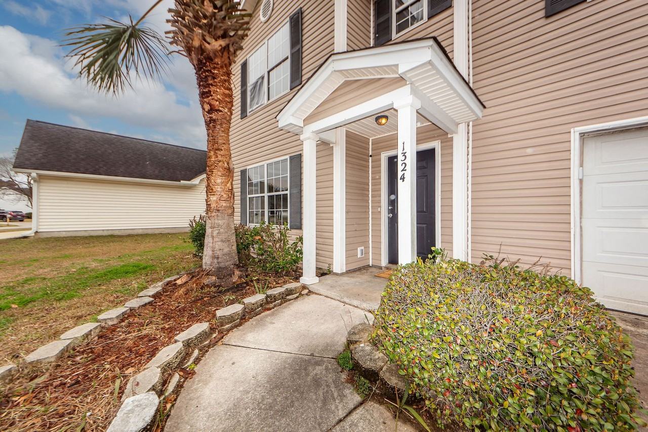 1324 Winterberry Ave ##Sc - Photo 2 of 43