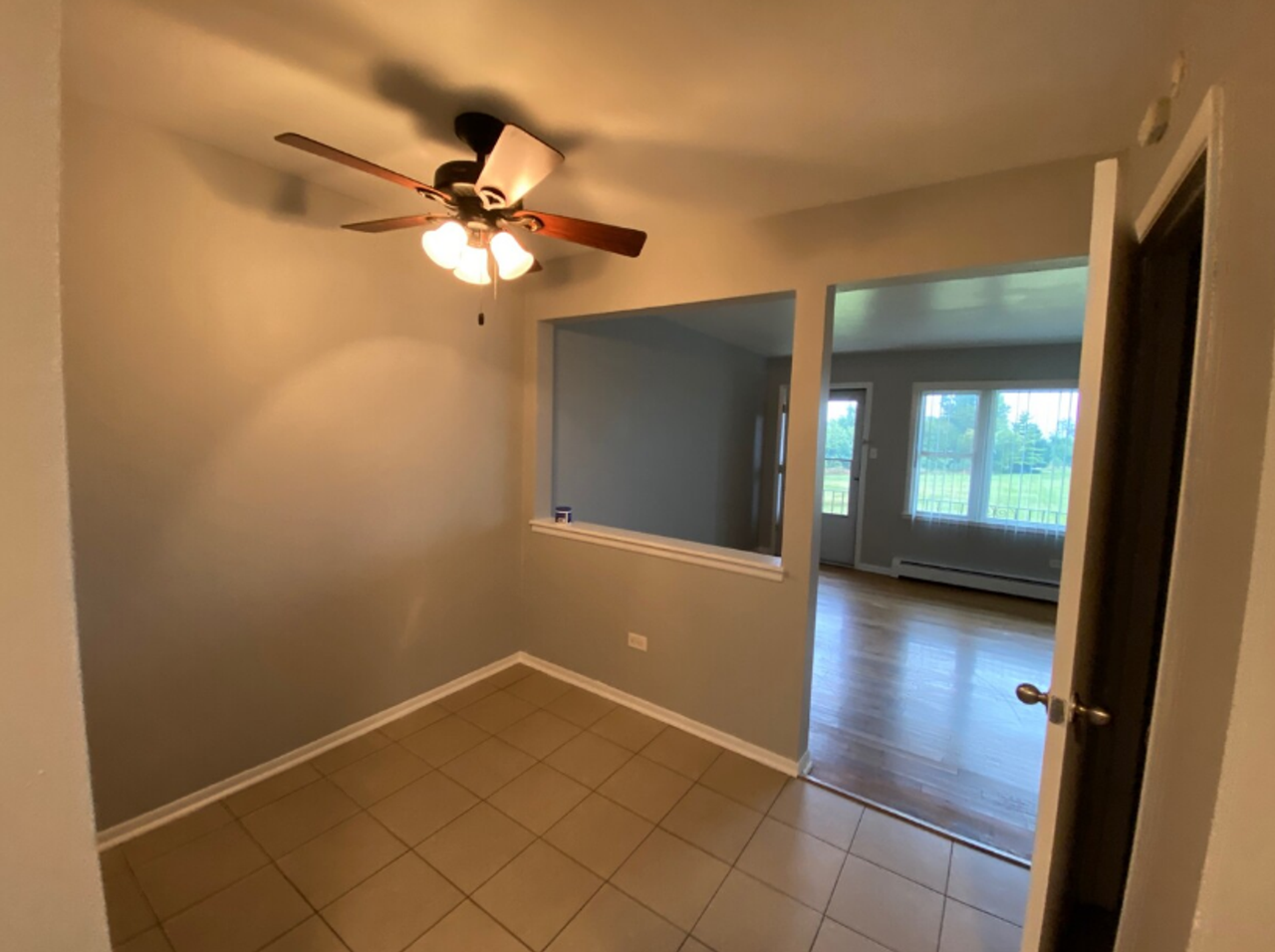 43 King Arthur Court Apartments - Photo 3 of 8