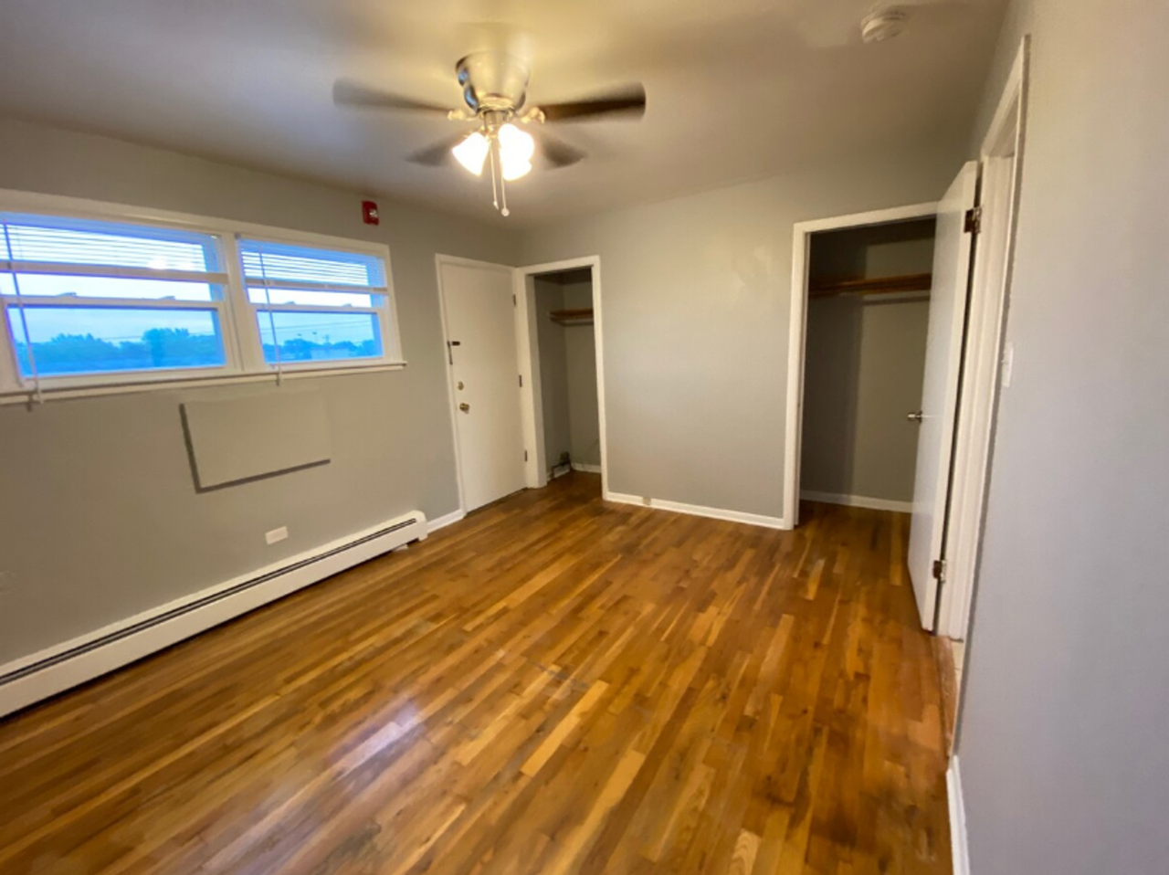 43 King Arthur Court Apartments - Photo 7 of 8