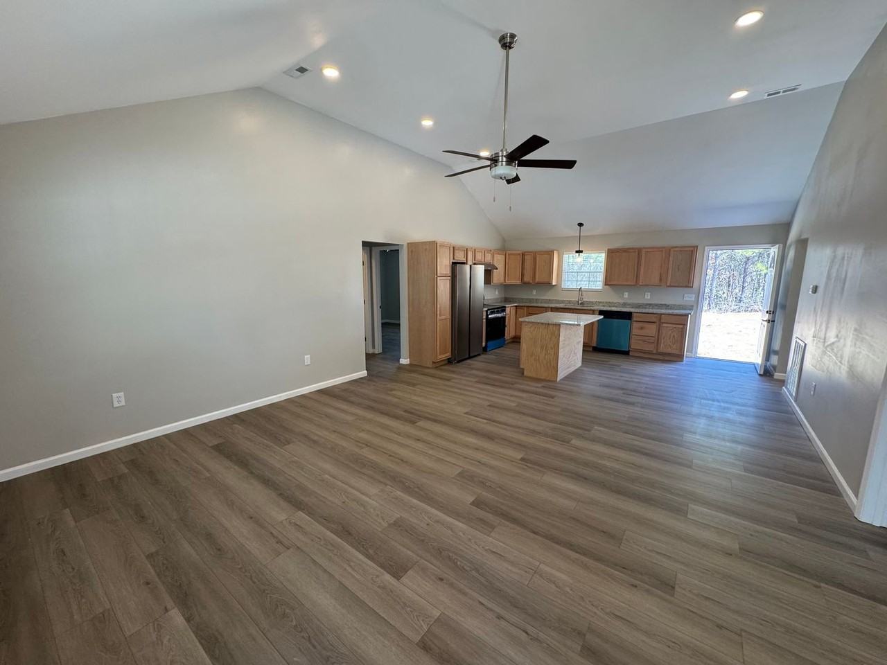 284 Silver Run Rd - Photo 6 of 19