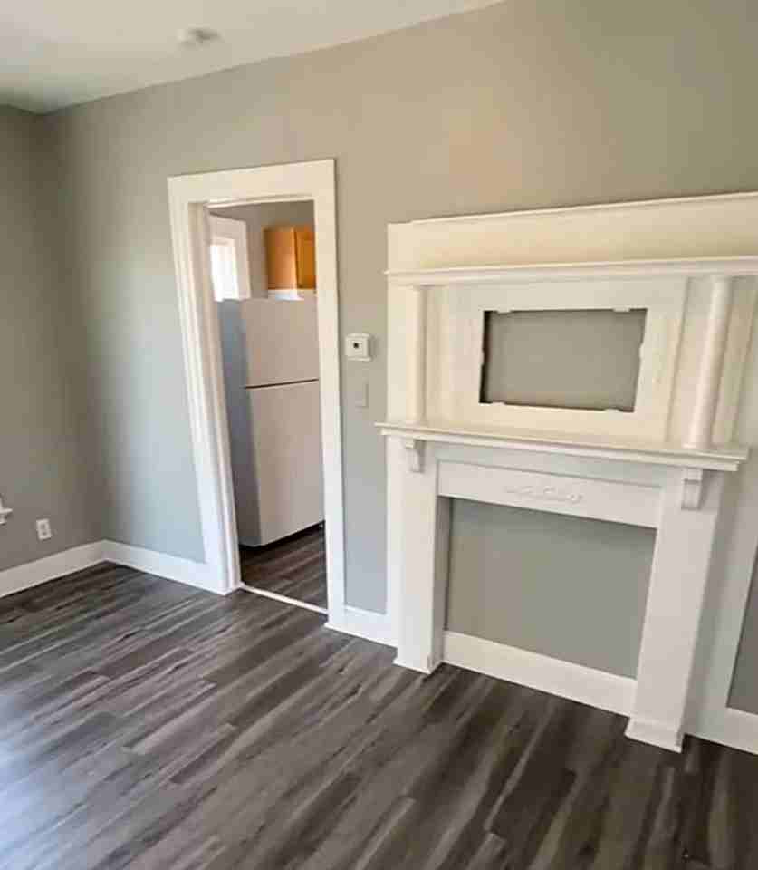 101 Woolsey St - Photo 3 of 5