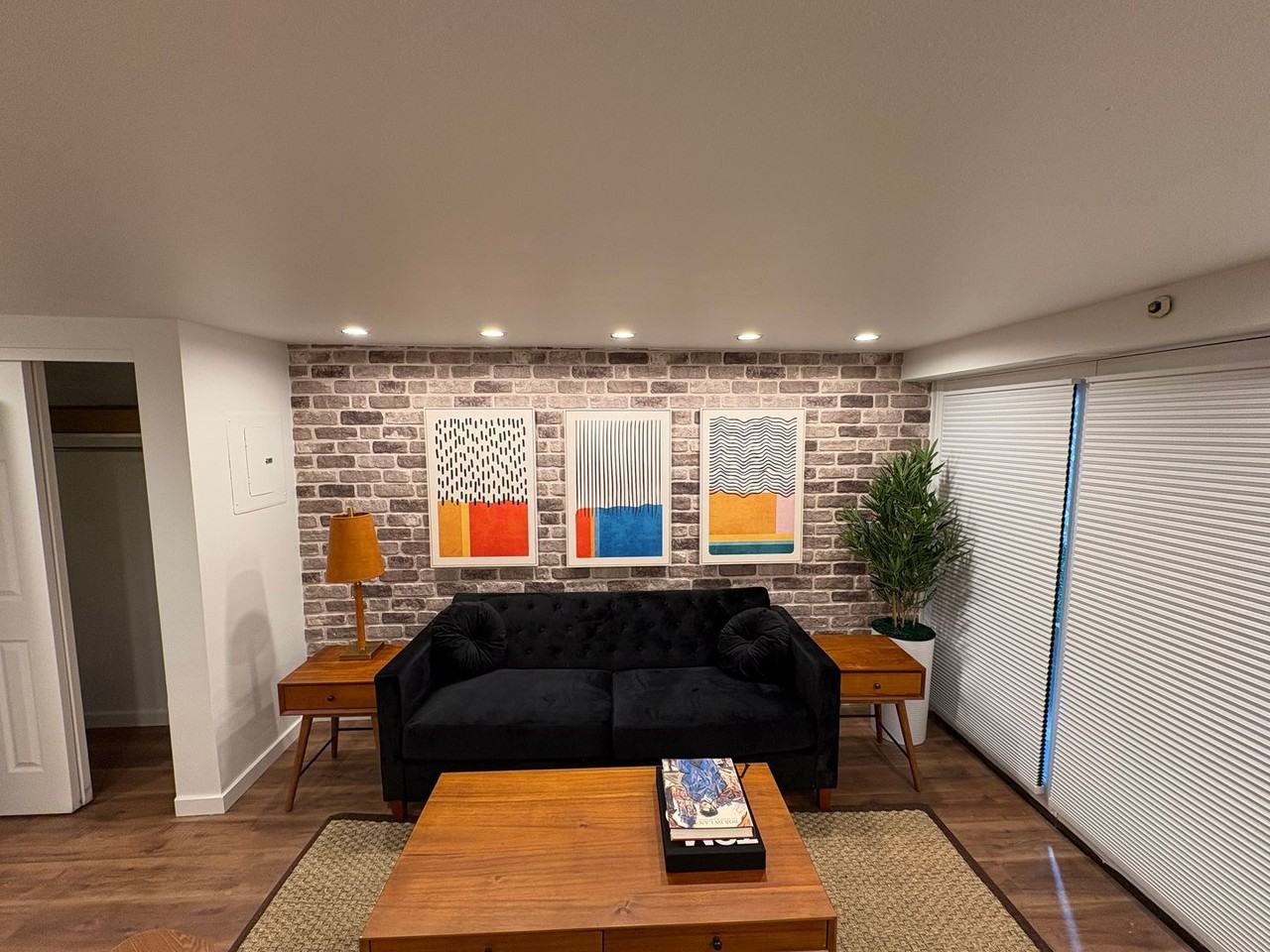 2039 11th St - Photo 5 of 5