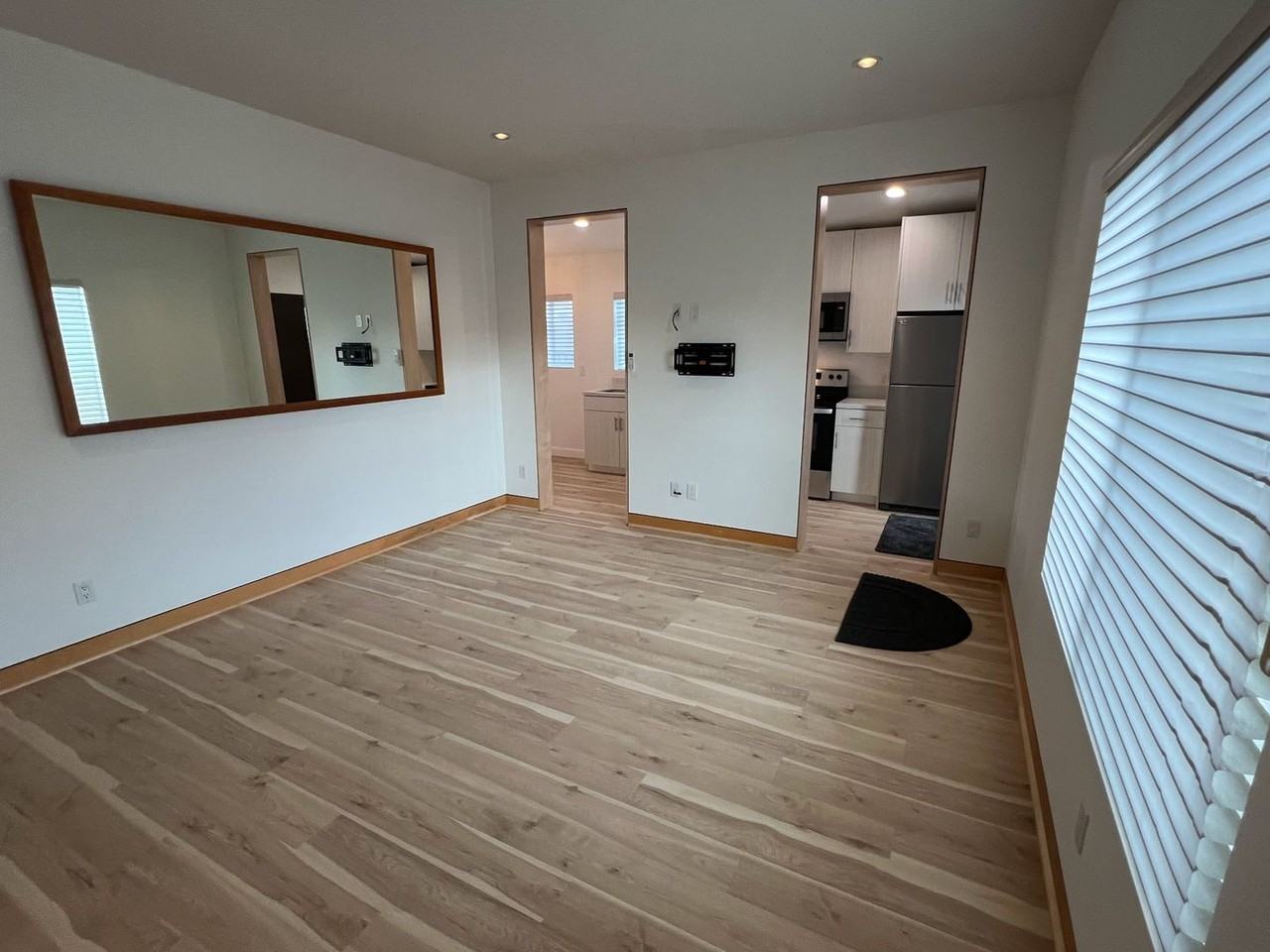 245 Rogan Rd - Photo 3 of 10