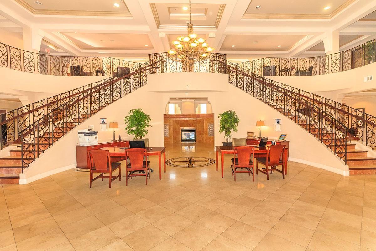 Horizon Ridge Park Apartments - Photo 3 of 30