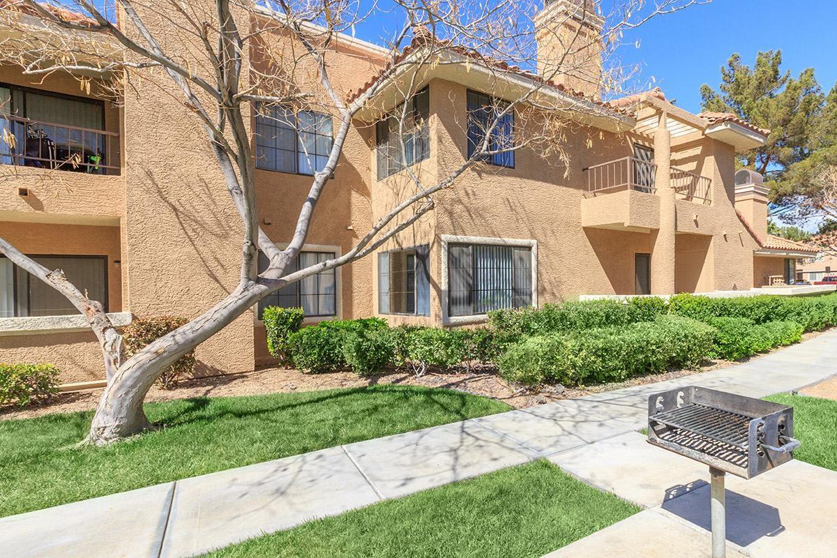 Ladera Apartments - Photo 4 of 42