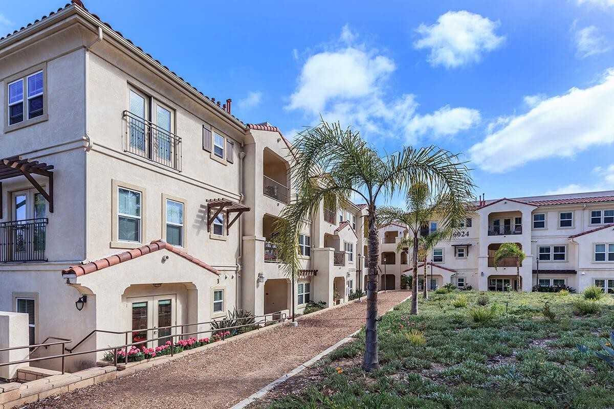 Town Park Villas - Photo 5 of 34