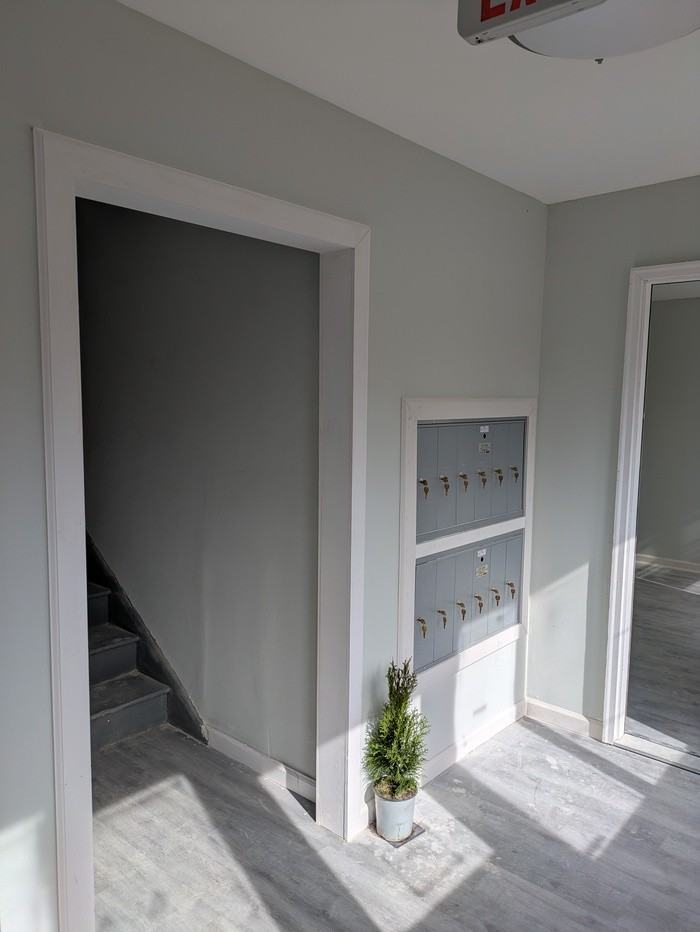 1065 Hodiamont Ave #2B - Photo 2 of 7