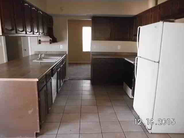 17420 N 39th Ave - Photo 3 of 13
