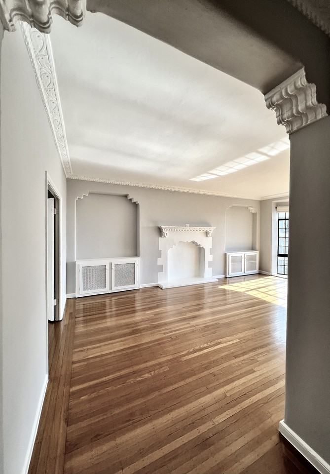 2360 Pacific Ave #501 - Photo 2 of 29