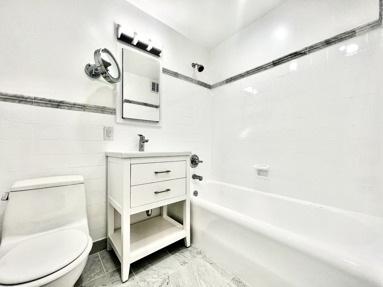 2360 Pacific Ave #501 - Photo 6 of 29