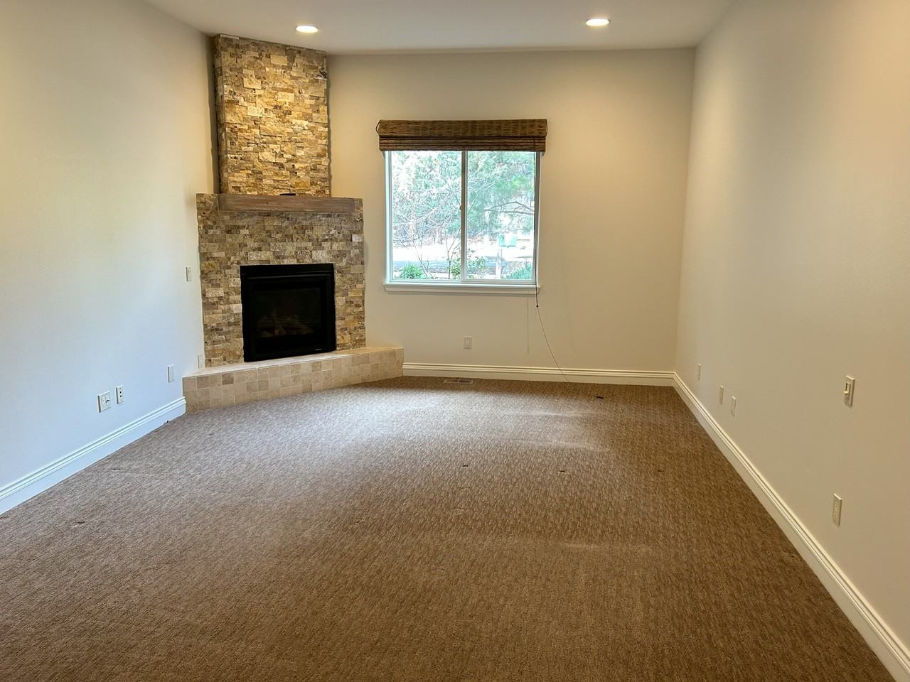 19453 Ironwood Cir #NA - Photo 7 of 17