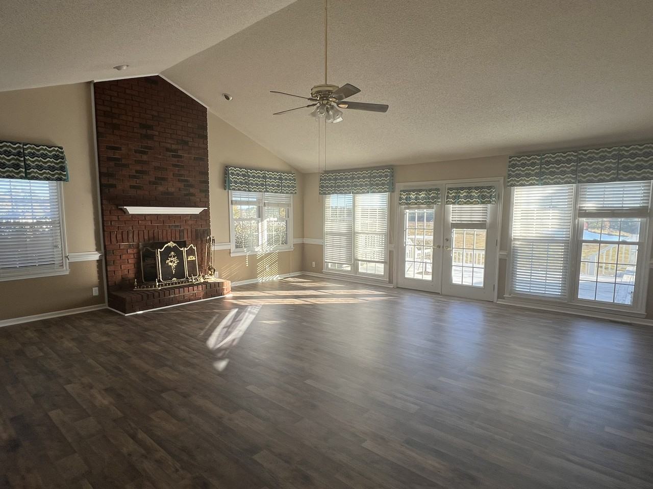 195 Williams Rd #NA - Photo 3 of 24