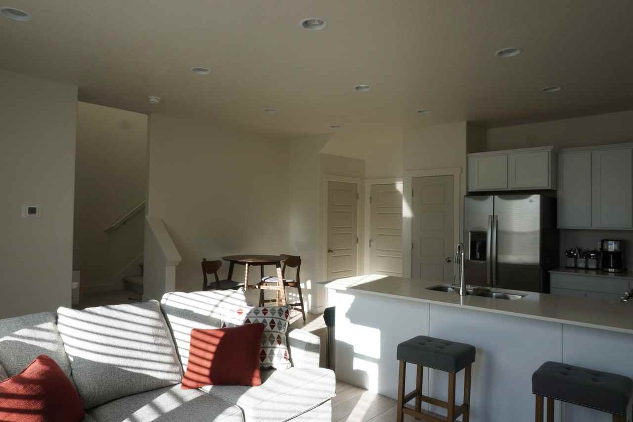 1664 S Haven Pkwy #NA - Photo 3 of 10