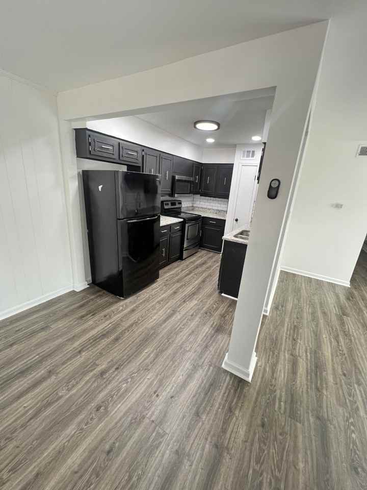 2102 Wooden Heart Ct - Photo 2 of 10