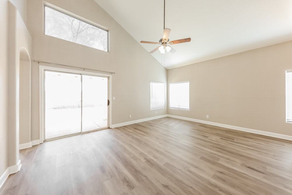 19 S Tiago Dr - Photo 7 of 17