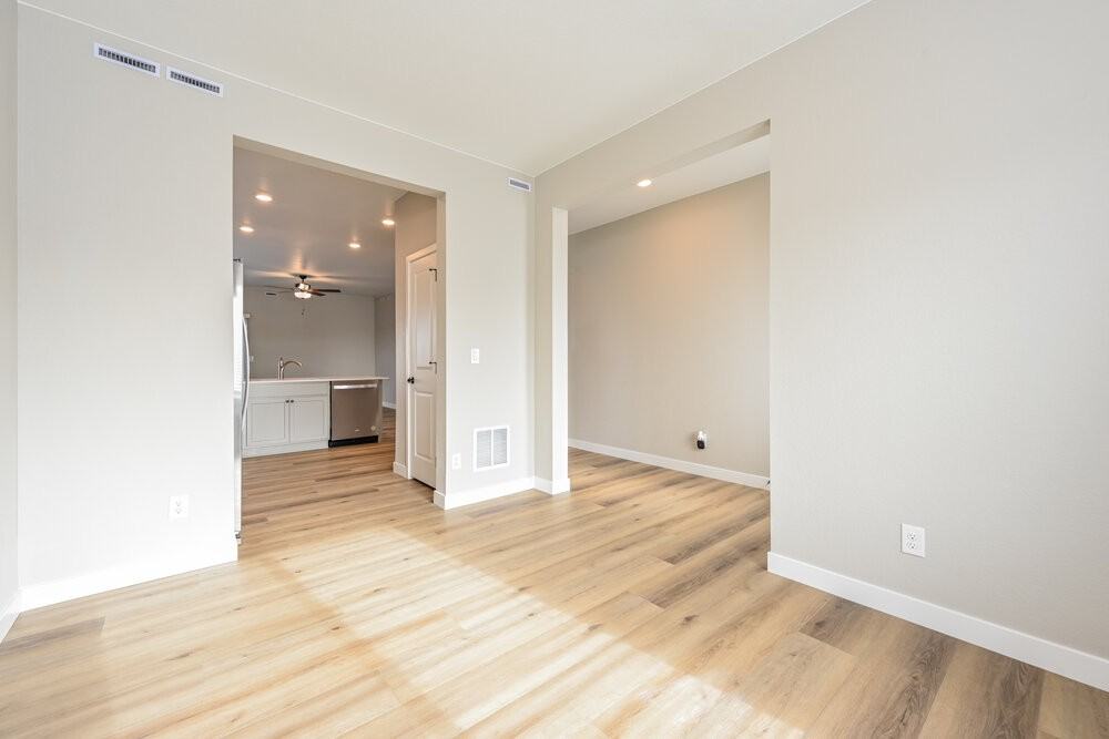 17955 E 94th Dr - Photo 7 of 16