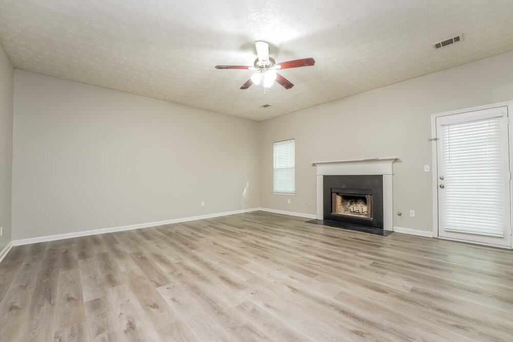 5509 Perching Pl - Photo 4 of 17