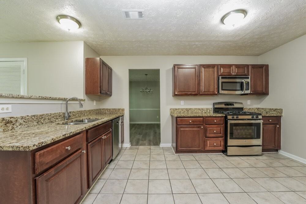 5509 Perching Pl - Photo 7 of 17