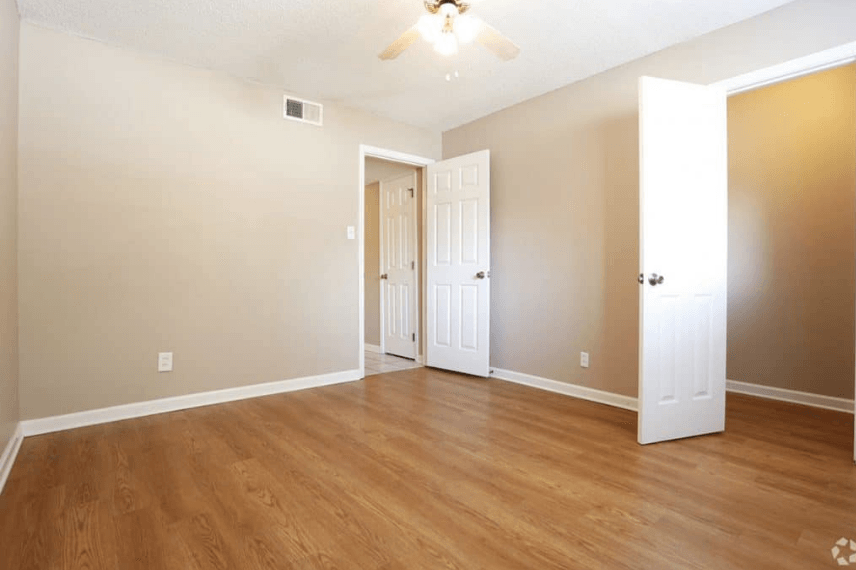 Forestwood Apartments - Photo 4 of 28