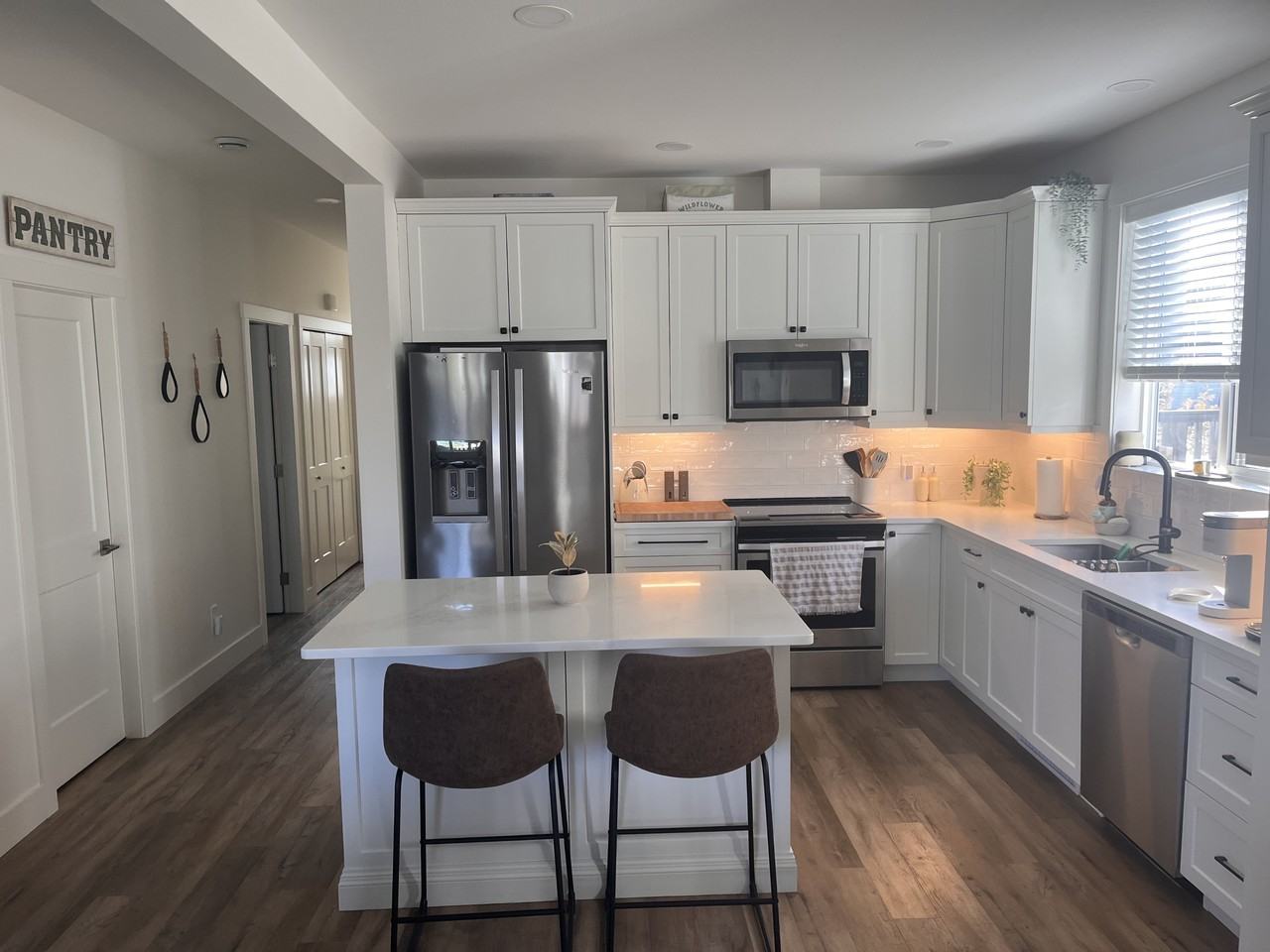180 Sunview Rd #1 - Photo 2 of 14