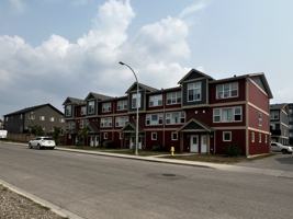 featured image of 10303 112 St #131