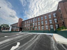 featured image of 500 E Broadway Ave