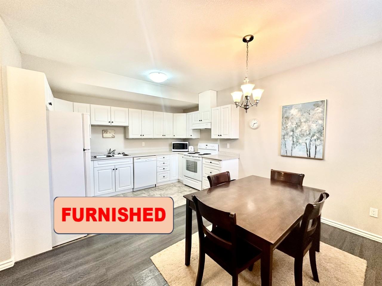 11704 B-11704 96a St - Photo 2 of 9