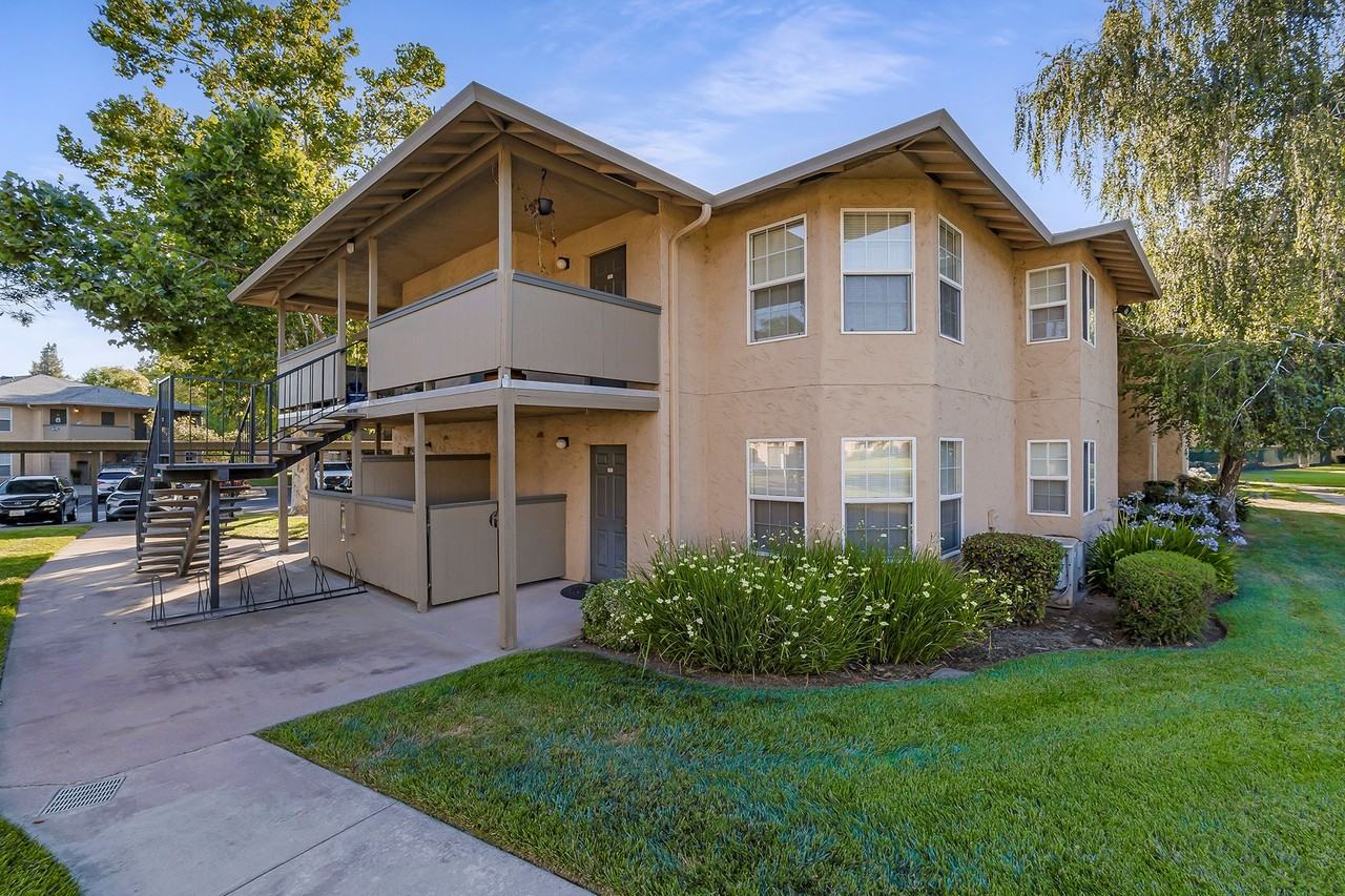 Oak Meadow Apartments - Photo 2 of 50