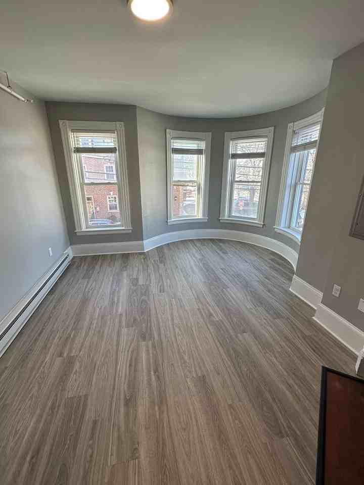 4 N State St #201-2C - Photo 7 of 12