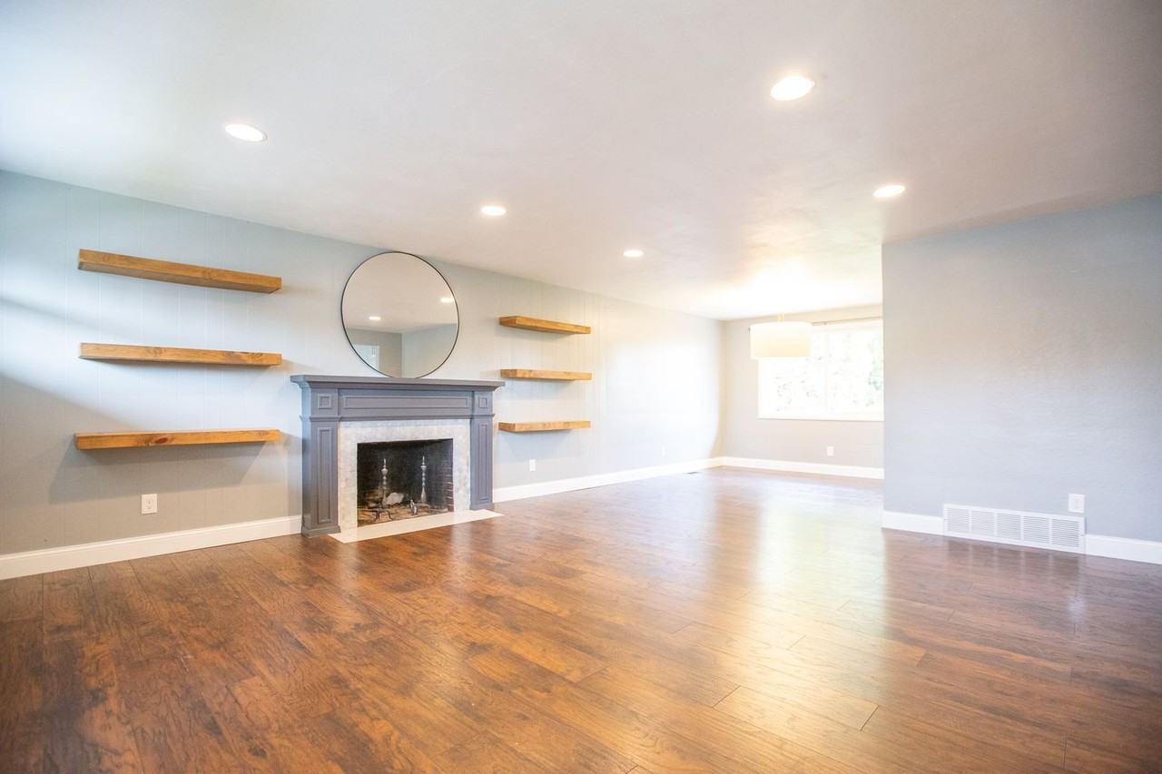 4578 14th Pl S - Photo 4 of 25