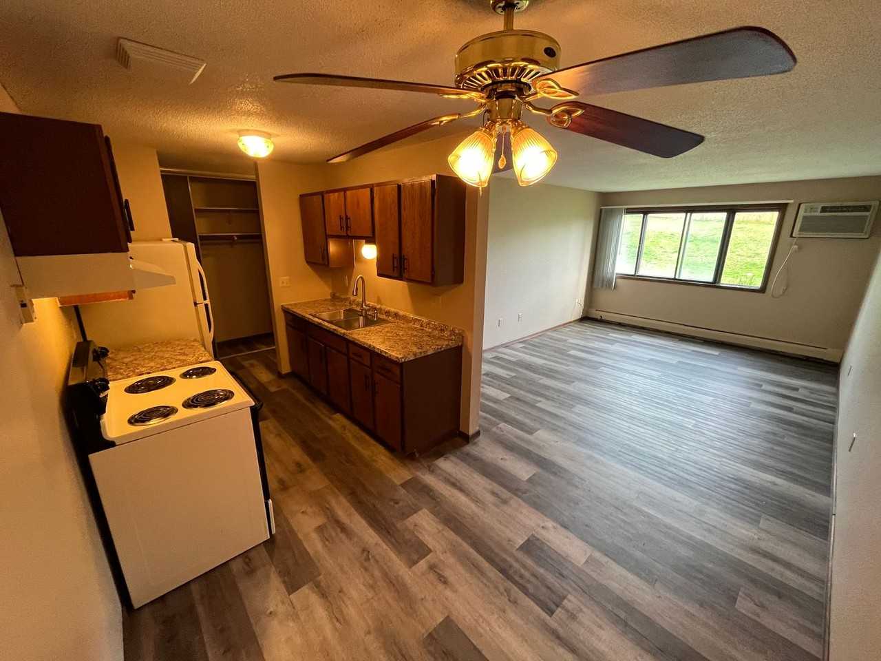 6001 E Viking Blvd - Photo 5 of 43