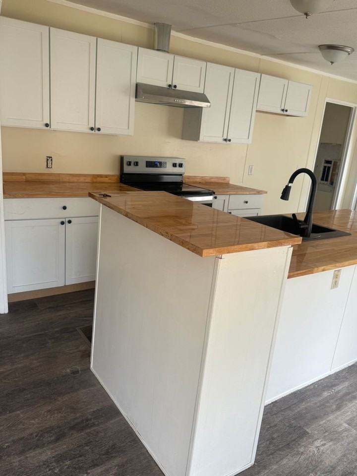 7195 Blanchard Furrh Rd - Photo 3 of 10