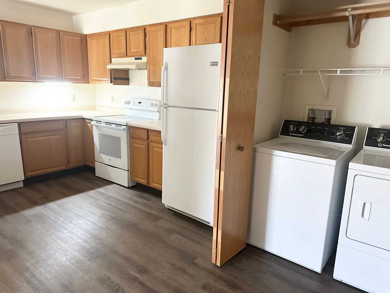 Arbor Heights Apartments - Photo 6 of 15