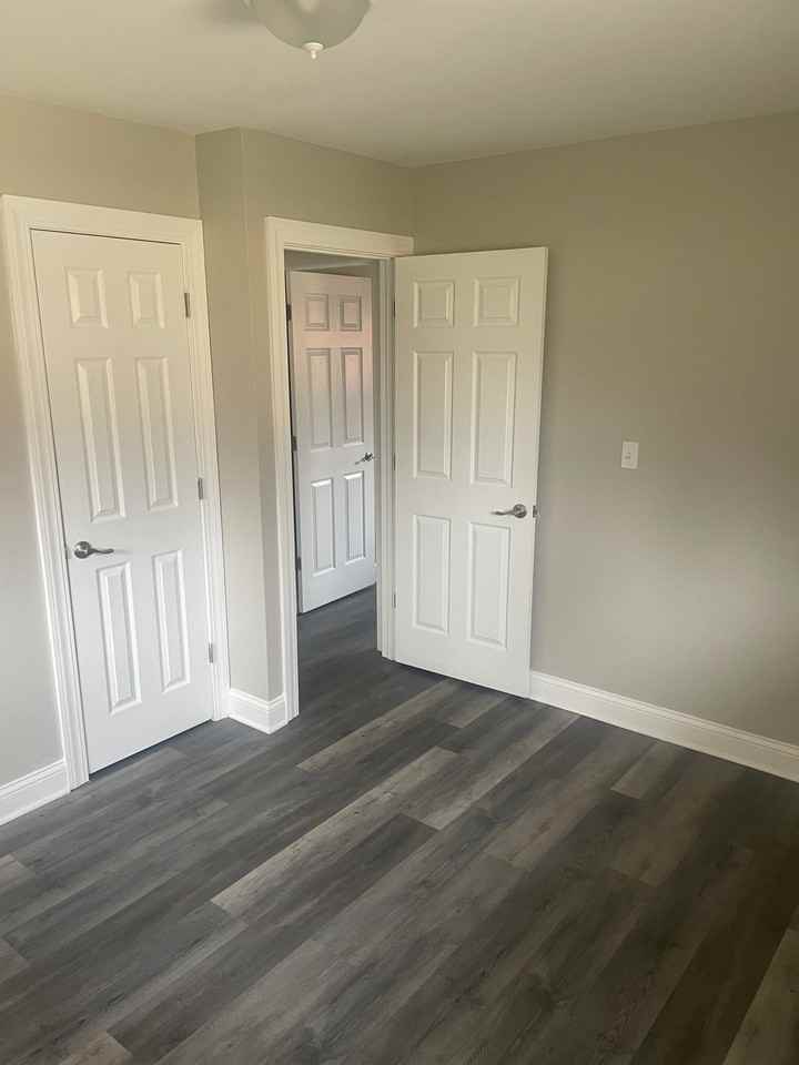 2016 Adelaide Blvd - Photo 3 of 21