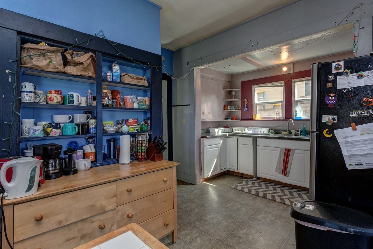 614 Potter St - Photo 4 of 11