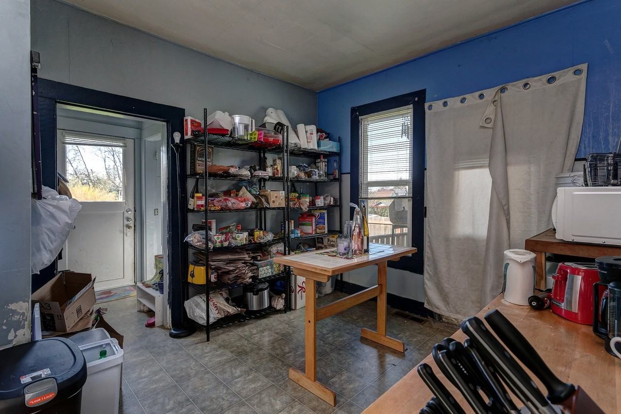 614 Potter St - Photo 5 of 11