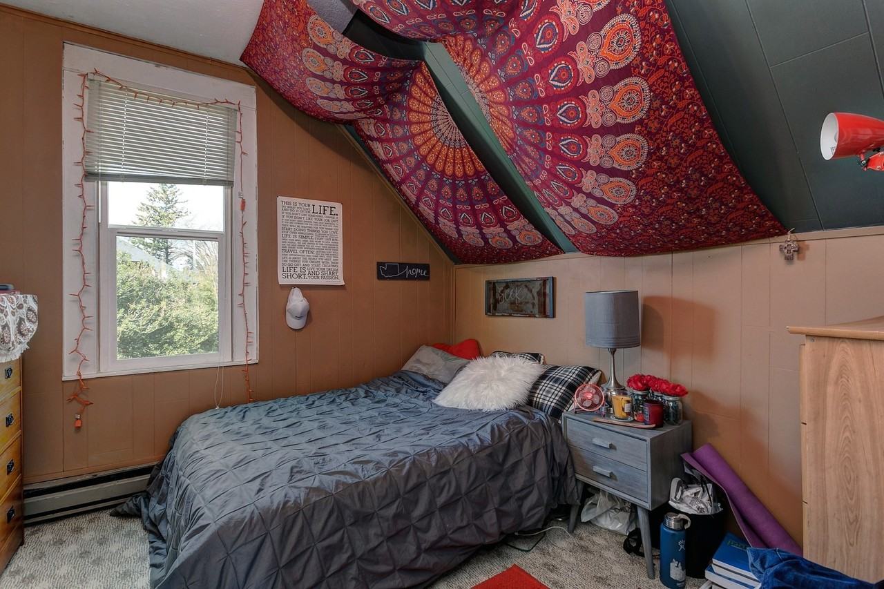 614 Potter St - Photo 7 of 11