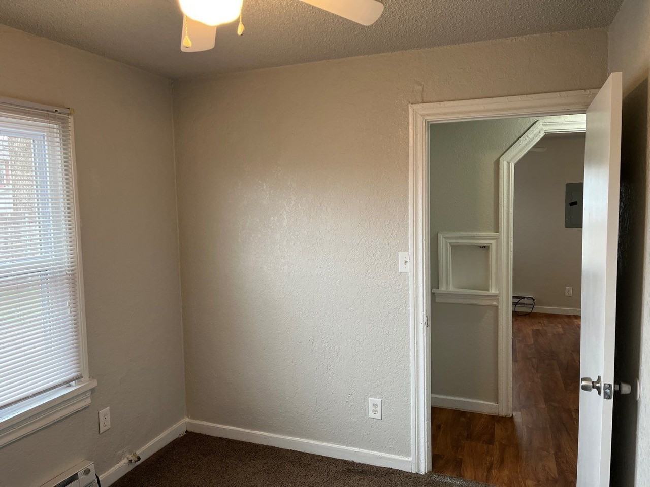 1411 N Klein Ave - Photo 2 of 18