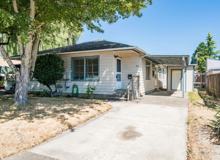 410-12 Harrison St, Newberg - Photo 1 of 1