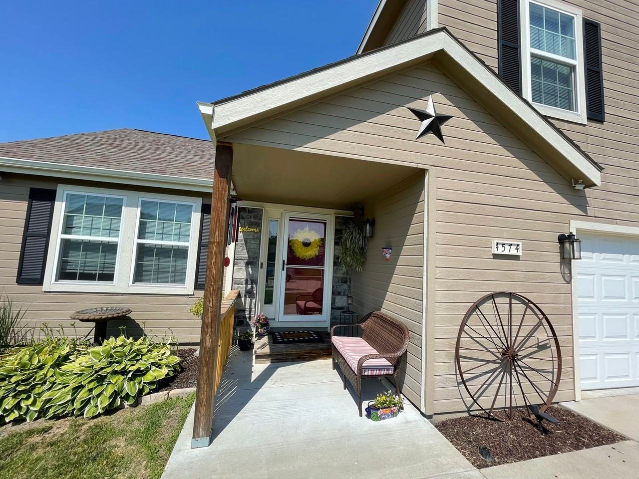 4574 Sunflower Slope Dr - Photo 3 of 42