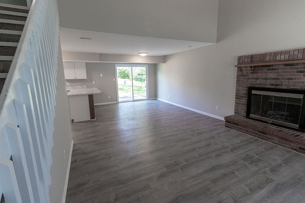 1912 Mirtle Grove Ct - Photo 3 of 34