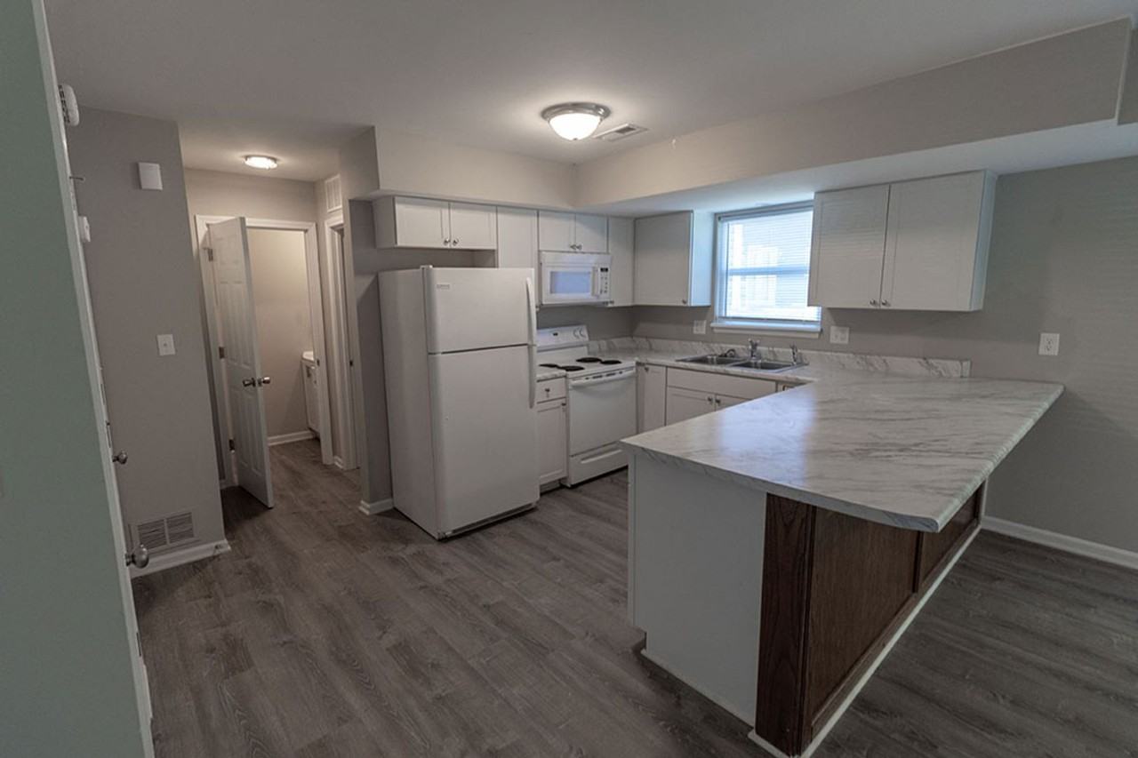 1912 Mirtle Grove Ct - Photo 4 of 34