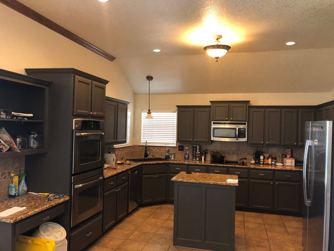 3908 Salt Fork Dr - Photo 3 of 6