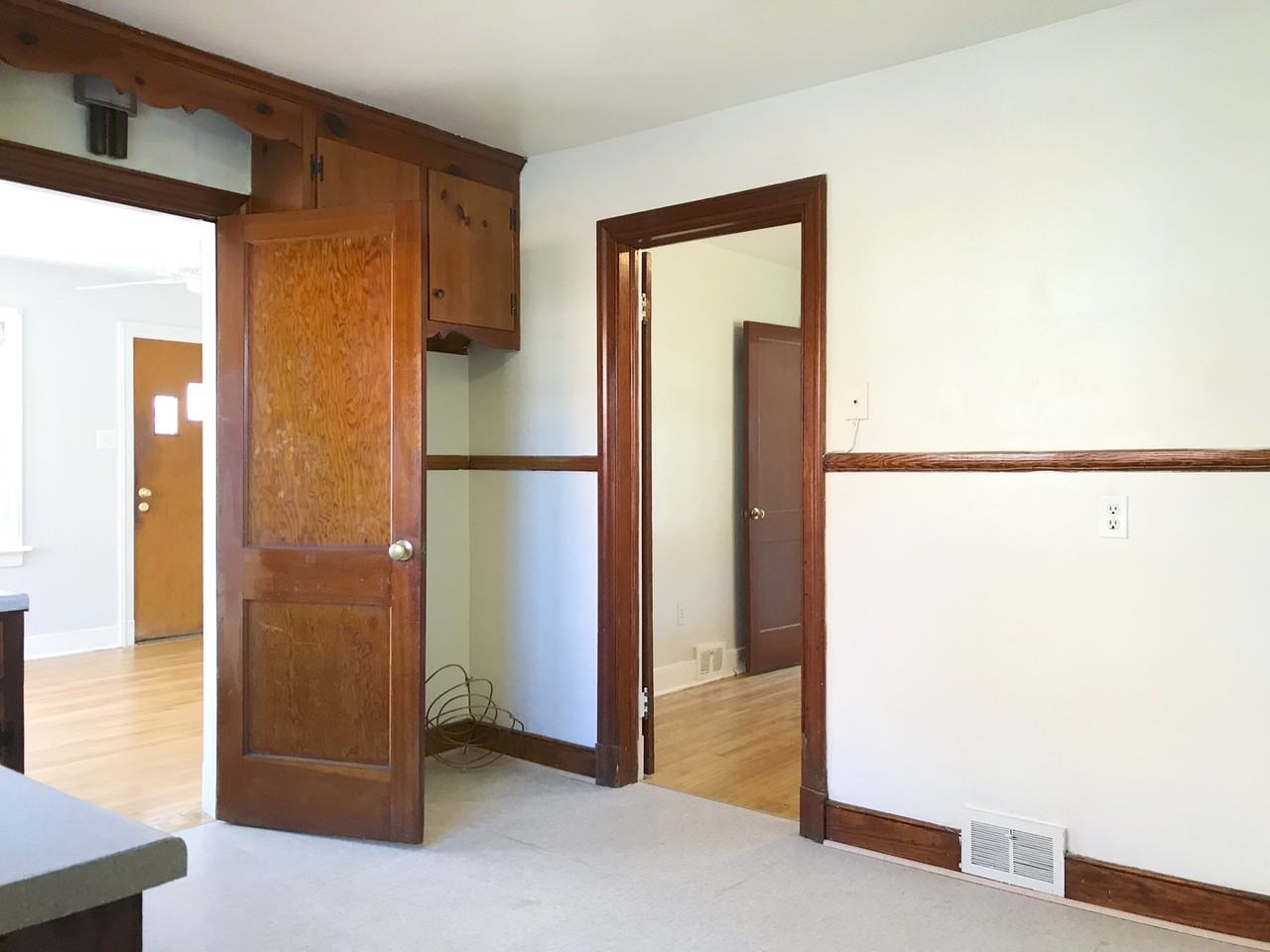 7418 Wentworth Ave - Photo 6 of 19