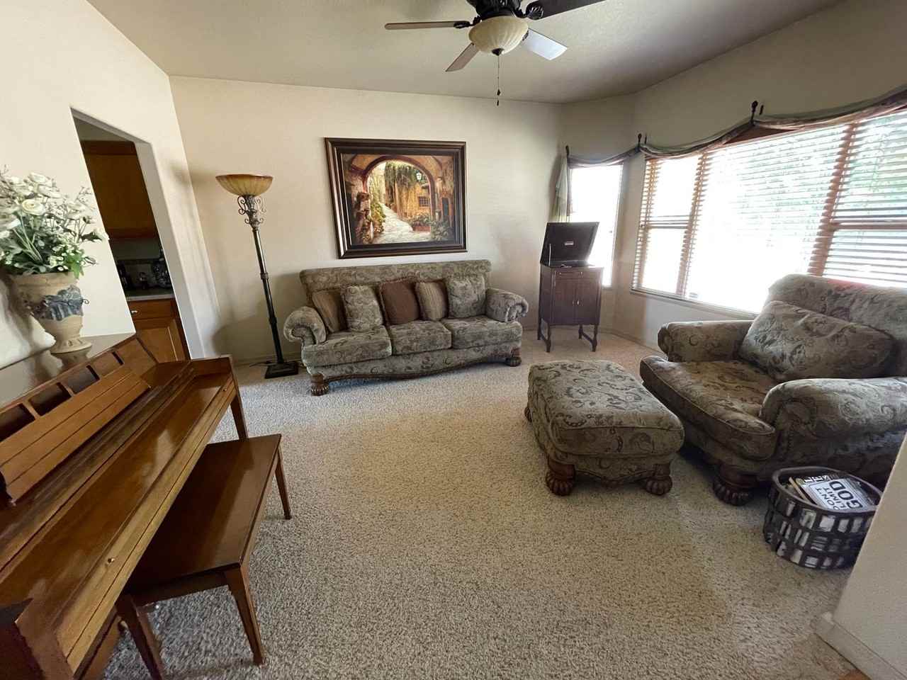 3045 Bella Cima Dr - Photo 2 of 17